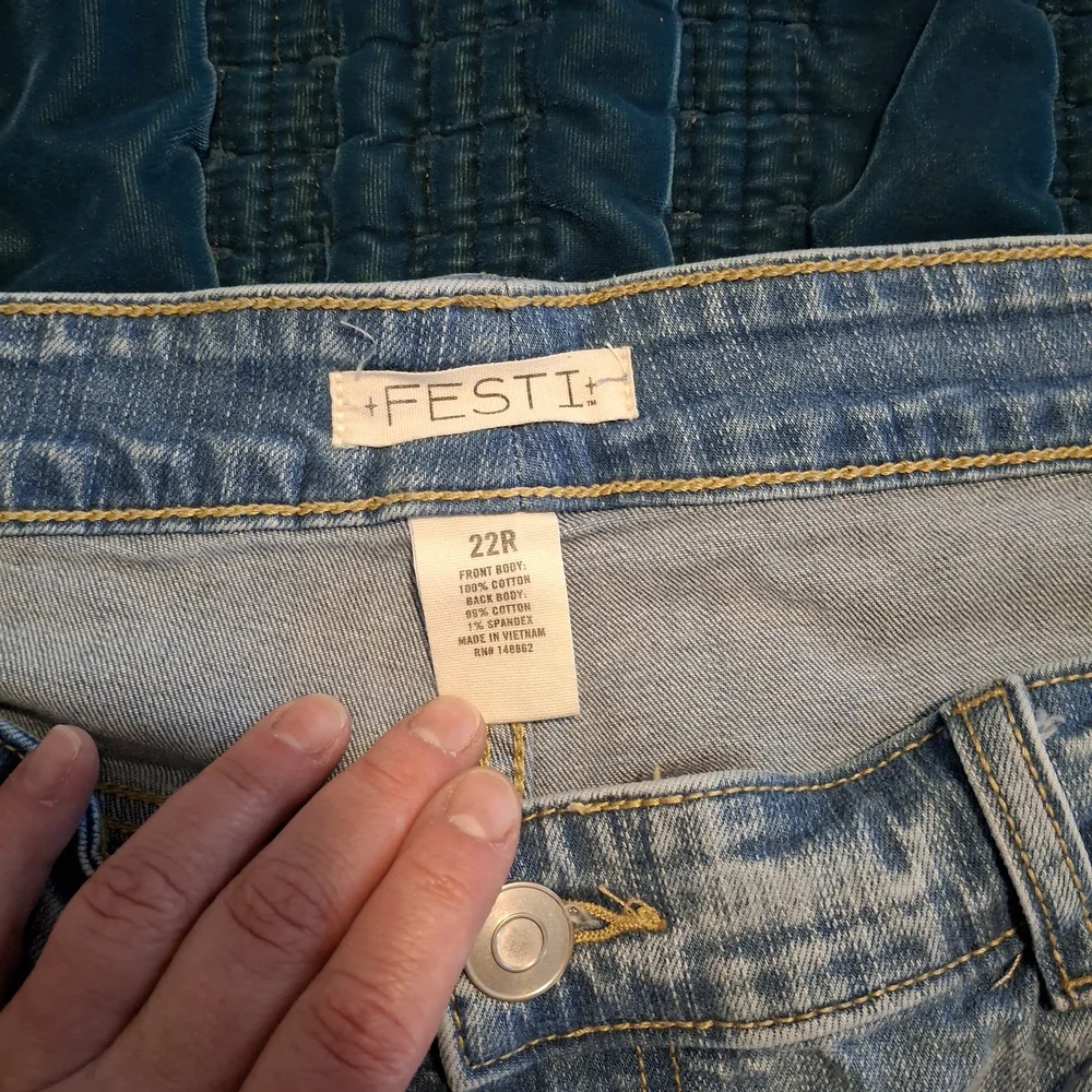 Torrid Festi Light Blue Wide-Leg Women Jeans - Picture 6 of 6